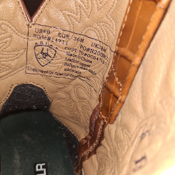 Ariat Fat Baby short western boots women's 6B - Picture 8 of 11